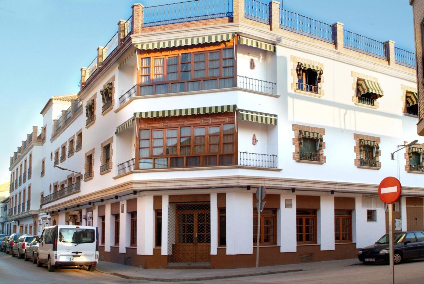 Hotel Menano Manzanares Exterior photo